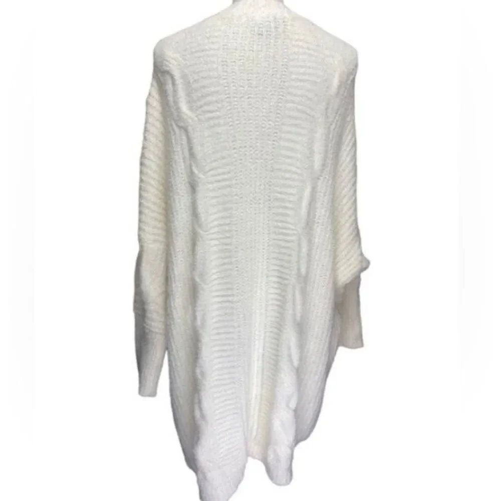 Maurices Women's Cream Cable Knit Silent Night Cardigan Size 3X NWT - Picture 5 of 7